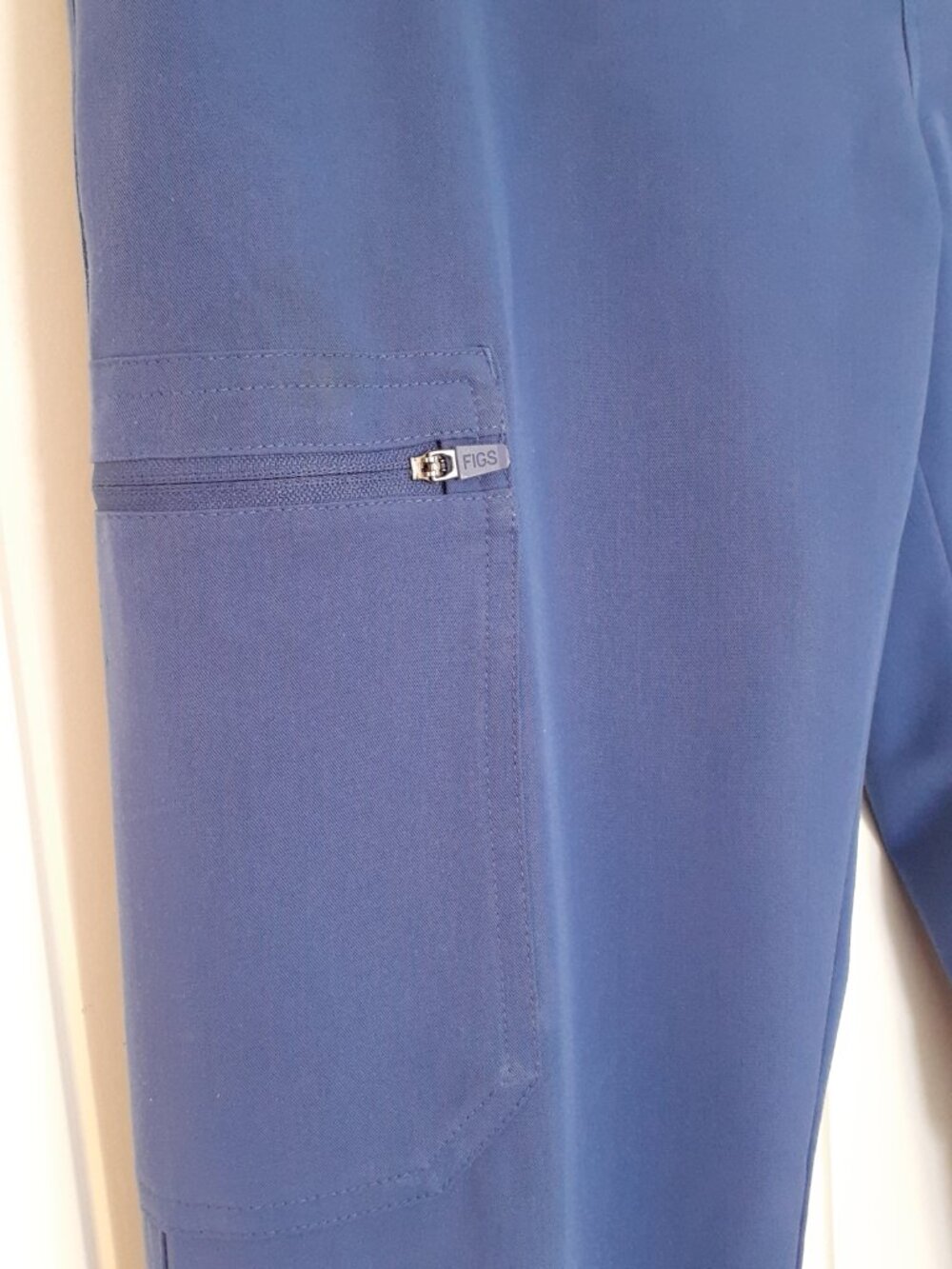 Figs High Waisted Yola Skinny Scrub Pants in Royal Blue Size XS - Picture 5 of 12